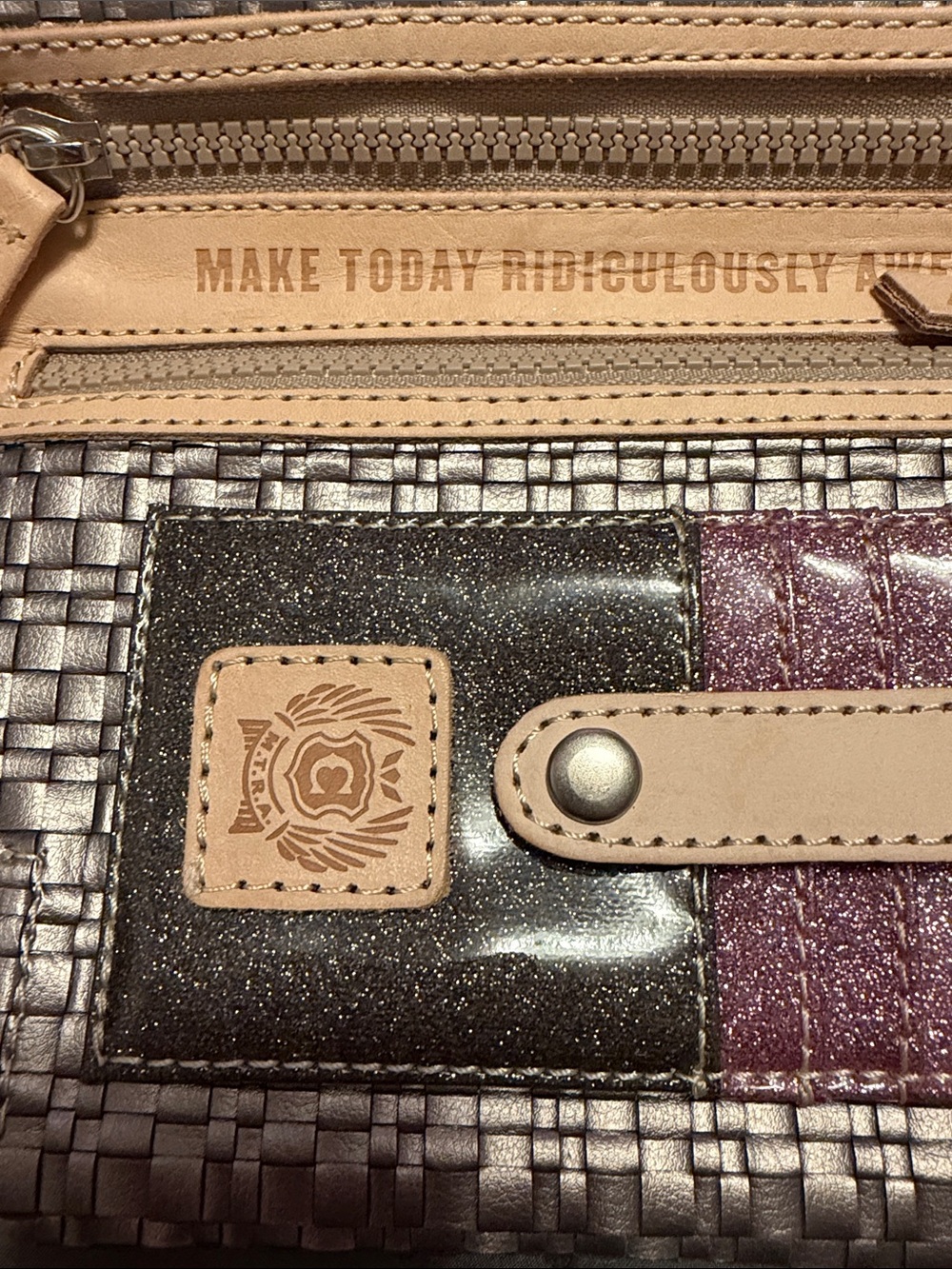 Consuela Uptown Lex Silver Woven Crossbody with Black & Green Strap - Picture 4 of 7